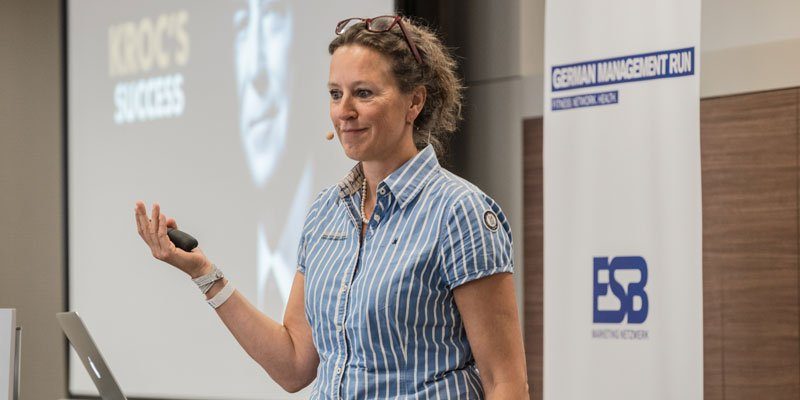 Antje Heimsoeth hält Vortrag „Unter Stress einen kühlen Kopf bewahren“ beim German Management Run in Berlin